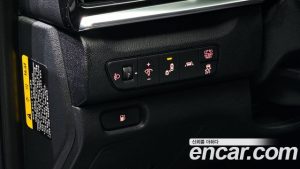 Kia Niro 1.6 HEV 2020 года из Южной Кореи