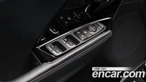 Kia Niro 1.6 HEV 2020 года из Южной Кореи