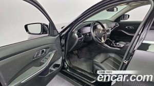 BMW 3-Series 320i 2021 года из Южной Кореи