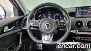 Kia Stinger 2.5 платина 2021 года из Южной Кореи