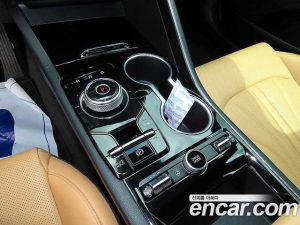 Kia K5 Signature 2020 года из Южной Кореи