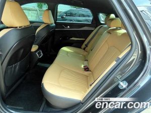 Kia K5 Signature 2020 года из Южной Кореи