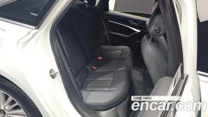 Audi A6 45 TFSI Premium 2021 года из Южной Кореи