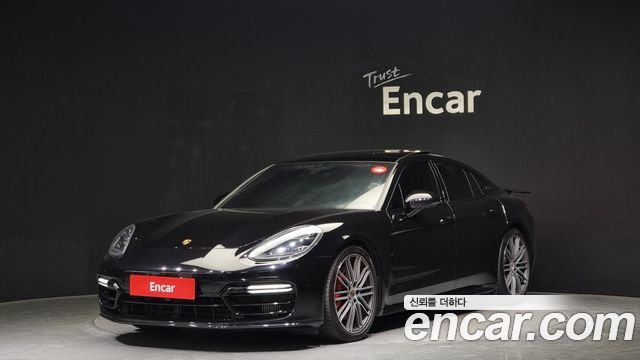 Porsche Panamera 4.0 GTS 2019 года из Кореи