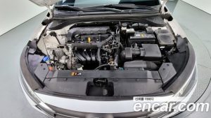 Hyundai AVANTE 1.6 2020 года из Южной Кореи