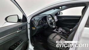 Hyundai AVANTE 1.6 2020 года из Южной Кореи