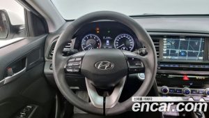 Hyundai AVANTE 1.6 2020 года из Южной Кореи