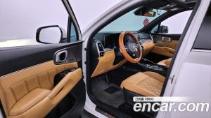 Kia Sorento Дизель 2.2 2WD 2021 года из Южной Кореи