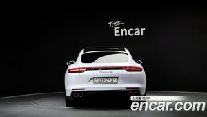 Porsche Panamera 3.0 AWD 2020 года из Южной Кореи