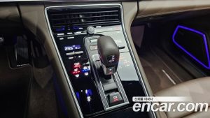 Porsche Panamera 3.0 AWD 2020 года из Южной Кореи