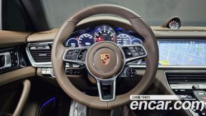 Porsche Panamera 3.0 AWD 2020 года из Южной Кореи