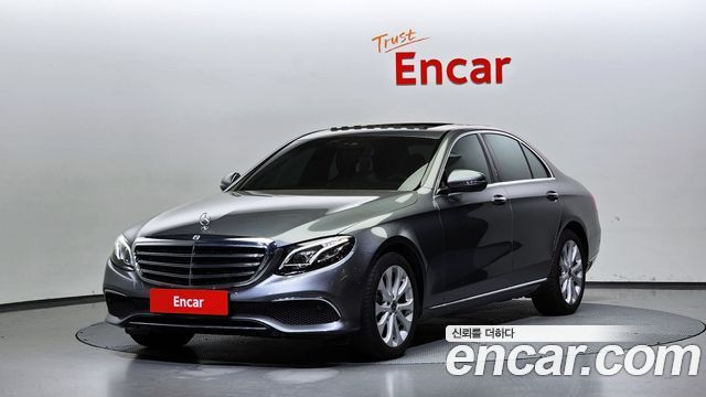 Mercedes-Benz E-Class E220d Exclusive 2019 года из Кореи