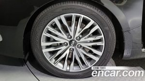 Kia K7 2.5 GDI Noblesse 2020 года из Южной Кореи