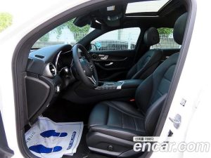 Mercedes-Benz GLC-Class GLC300 4MATIC Coupe 2020 года из Южной Кореи