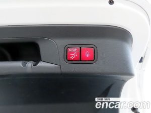 Mercedes-Benz GLC-Class GLC300 4MATIC Coupe 2020 года из Южной Кореи