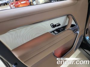 Land Rover Range Rover P530 SV LWB 2023 года из Южной Кореи