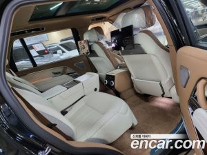 Land Rover Range Rover P530 SV LWB 2023 года из Южной Кореи