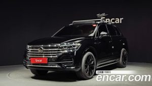 Volkswagen Touareg 3.0 TDI R-Line 2023 года из Южной Кореи