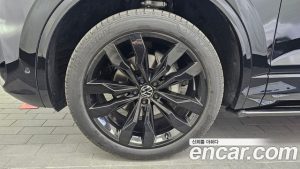 Volkswagen Touareg 3.0 TDI R-Line 2023 года из Южной Кореи