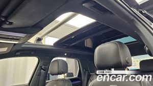 Volkswagen Touareg 3.0 TDI R-Line 2023 года из Южной Кореи