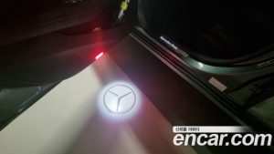Mercedes-Benz E-Class E220d Avantgarde 2020 года из Южной Кореи