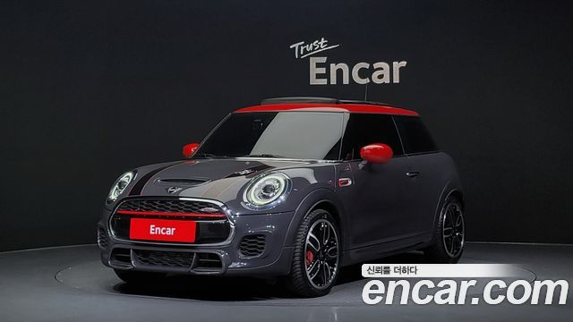 Mini Cooper JCW 2020 года из Кореи