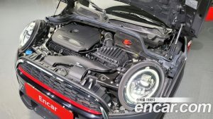 Mini Cooper JCW 2020 года из Южной Кореи