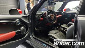 Mini Cooper JCW 2020 года из Южной Кореи
