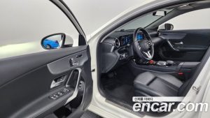 Mercedes-Benz A-Class A250 4MATIC SEDAN 2020 года из Южной Кореи