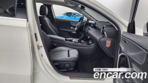 Mercedes-Benz A-Class A250 4MATIC SEDAN 2020 года из Южной Кореи