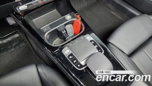 Mercedes-Benz A-Class A250 4MATIC SEDAN 2020 года из Южной Кореи