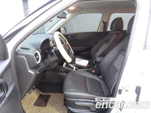 Hyundai Venue 1.6 Flux 2020 года из Южной Кореи