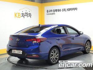 Hyundai AVANTE 1.6 2020 года из Южной Кореи