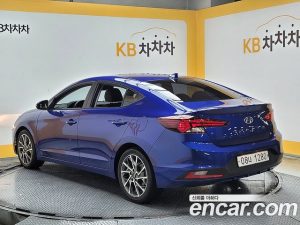 Hyundai AVANTE 1.6 2020 года из Южной Кореи