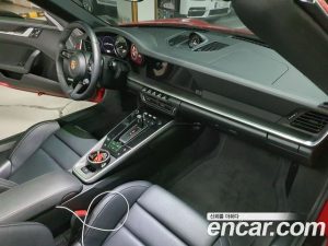 Porsche 911 CARRERA 4S Cabriolet 2020 года из Южной Кореи
