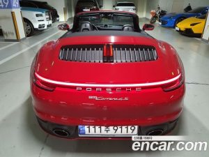 Porsche 911 CARRERA 4S Cabriolet 2020 года из Южной Кореи