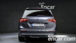 Volkswagen Tiguan 2.0 TDI Prestige 2020 года из Южной Кореи