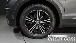 Volkswagen Tiguan 2.0 TDI Prestige 2020 года из Южной Кореи