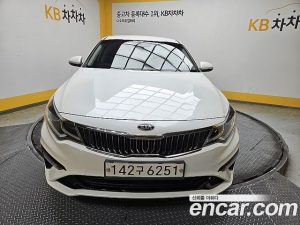 Kia K5 2.0 2020 года из Южной Кореи