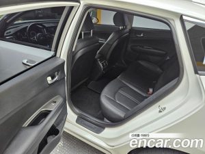 Kia K5 2.0 2020 года из Южной Кореи
