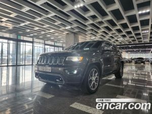 Jeep Cherokee 3.6 Overland 2021 года из Южной Кореи