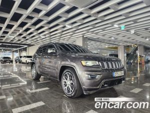 Jeep Cherokee 3.6 Overland 2021 года из Южной Кореи