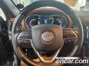 Jeep Cherokee 3.6 Overland 2021 года из Южной Кореи