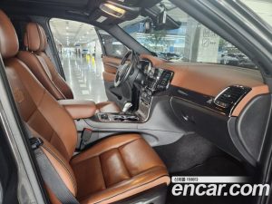 Jeep Cherokee 3.6 Overland 2021 года из Южной Кореи