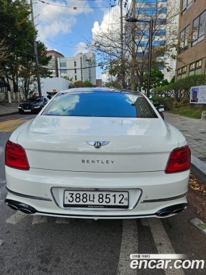Bentley Flying Spur 4.0 2021 года из Южной Кореи