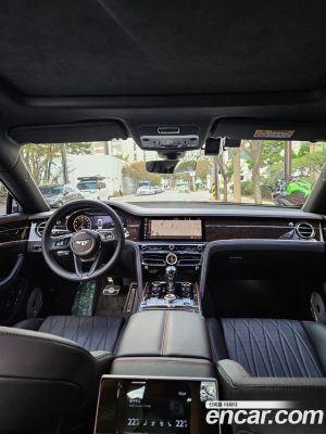 Bentley Flying Spur 4.0 2021 года из Южной Кореи