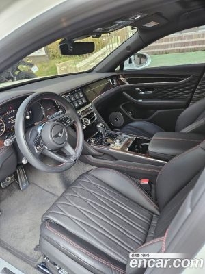 Bentley Flying Spur 4.0 2021 года из Южной Кореи