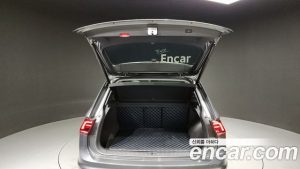 Volkswagen Tiguan 2.0 TDI Prestige 2020 года из Южной Кореи