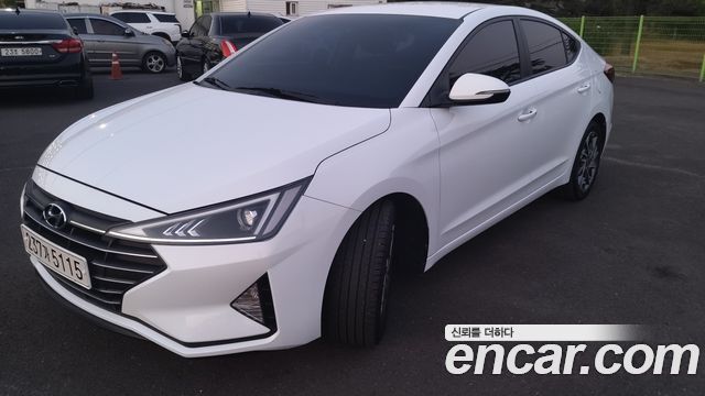 Hyundai AVANTE 1.6 2020 года из Кореи