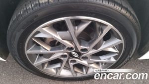 Hyundai AVANTE 1.6 2020 года из Южной Кореи